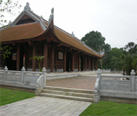Xây dựng nhà Bái đường, cổng chính, hệ lan can đá và sân vườn trong khu tưởng niệm Chủ tịch Hồ Chí Minh